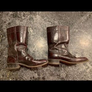 Ruidoso Collection round top boots